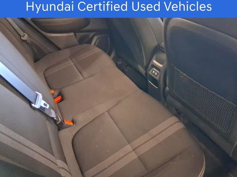 Certified 2025 Hyundai Venue SEL image 10