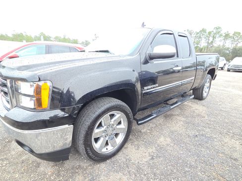 Used 2013 GMC Sierra 1500 SLE image 2