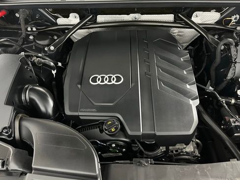 Used 2025 Audi Q5 2.0T Premium image 33
