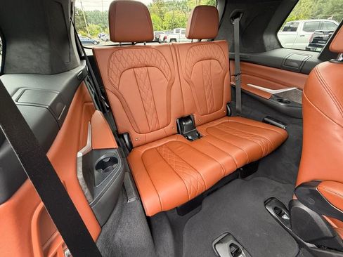 Used 2021 BMW X7 xDrive40i w/ M Sport Package AWD/4WD image 33