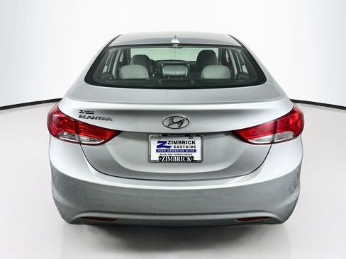 Used 2012 Hyundai Elantra GLS w/ Comfort Pkg 2 FWD image 6
