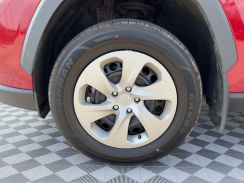 Used 2023 Toyota RAV4 LE FWD image 13