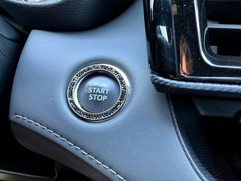 Used 2023 Toyota Highlander XSE image 28