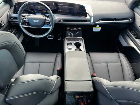 New 2026 Cadillac Vistiq Sport AWD/4WD image 20