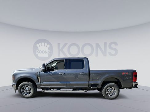 New 2026 Ford F250 Lariat w/ FX4 Off-Road Package image 2