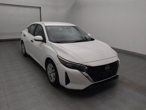 Used 2024 Nissan Sentra S FWD image 13