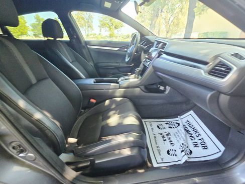 Used 2020 Honda Civic Sport image 31