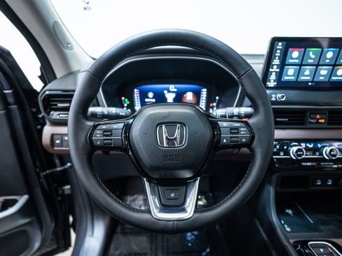 Used 2026 Honda Pilot Elite image 17