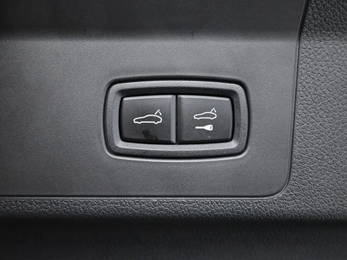 Used 2025 Porsche Panamera 4S image 27