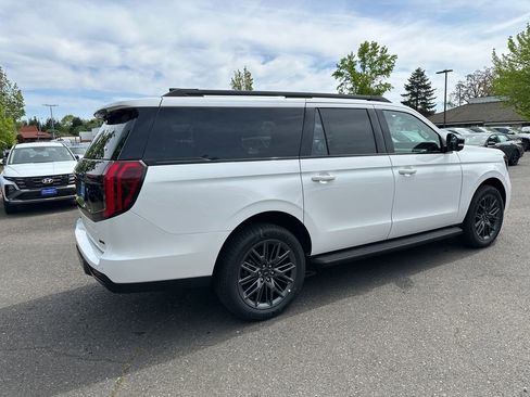 New 2026 Ford Expedition Max Platinum AWD/4WD image 7