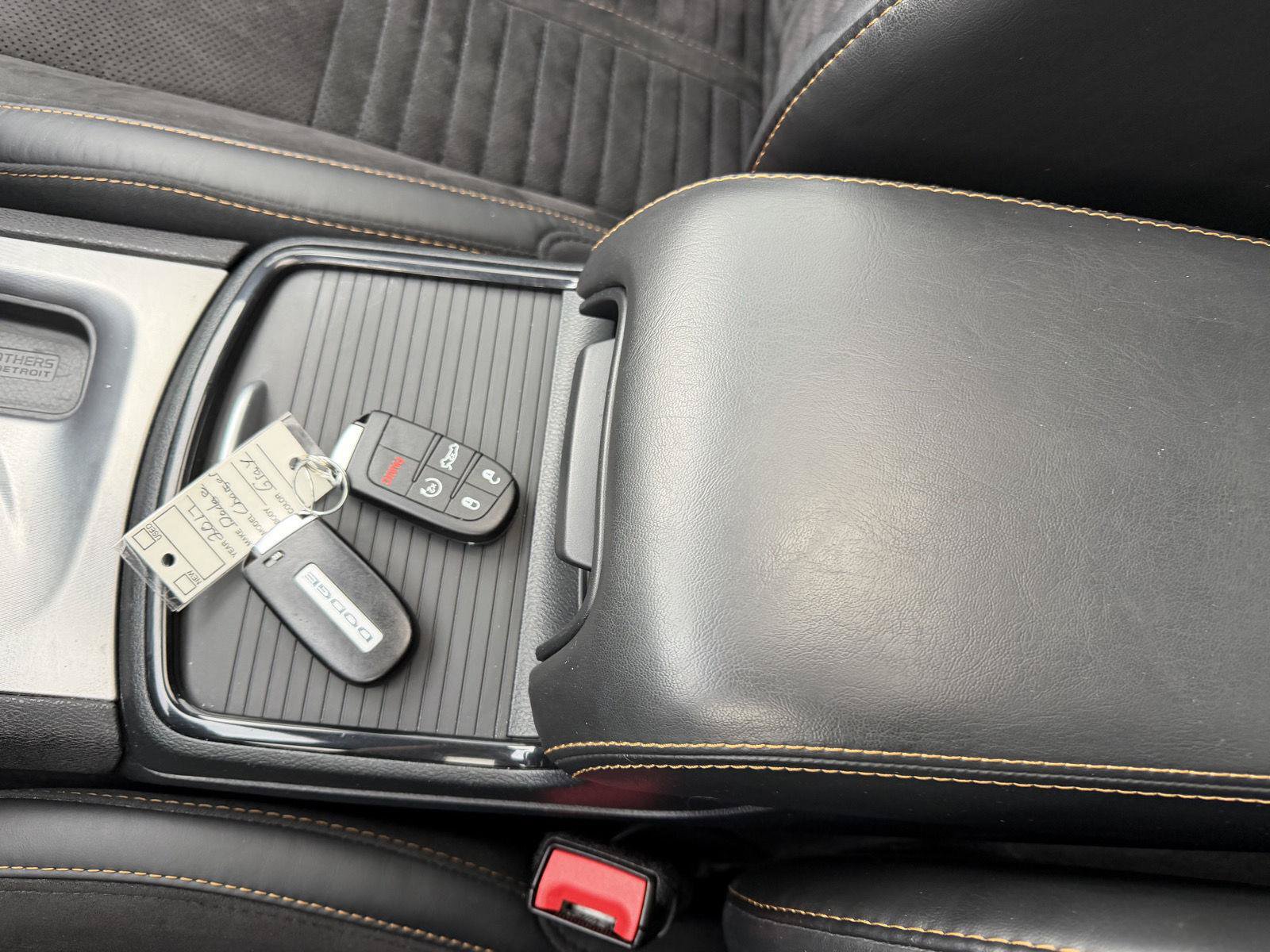 Used 2017 Dodge Charger R/T RWD image 23