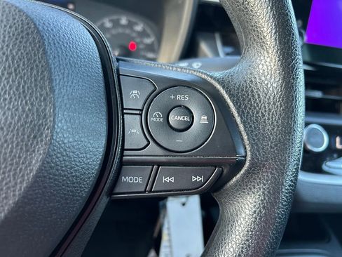 Certified 2023 Toyota Corolla LE image 18