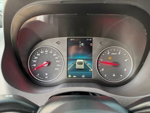 Used 2024 Mercedes-Benz Sprinter 2500 image 23