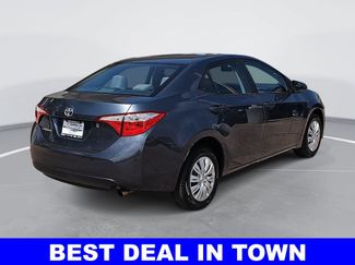 Used 2015 Toyota Corolla L FWD video 3