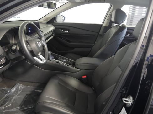 Used 2024 Honda Accord Touring image 15