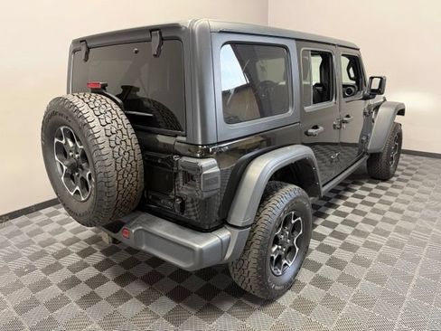Used 2022 Jeep Wrangler Unlimited Rubicon 4xe w/ Cold Weather Group AWD/4WD image 8