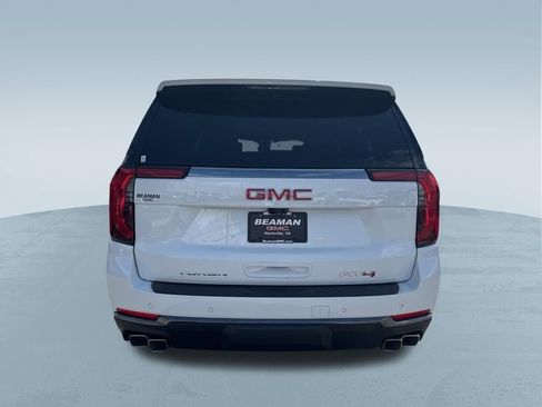 New 2026 GMC Yukon XL AT4 w/ AT4 Premium Plus Package AWD/4WD image 7