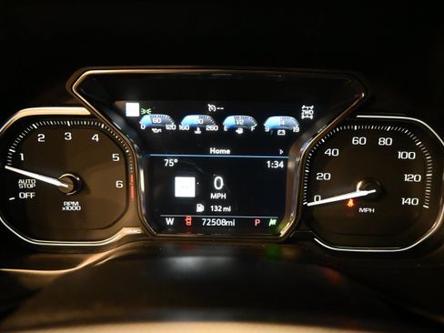Used 2021 GMC Yukon Denali w/ Denali Premium Package AWD/4WD image 15