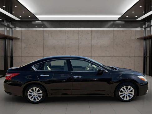 Used 2016 Nissan Altima 2.5 S w/ Power Driver Seat Package FWD image 15