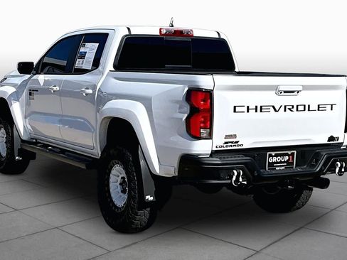 Used 2024 Chevrolet Colorado ZR2 w/ ZR2 Bison Edition AWD/4WD image 13