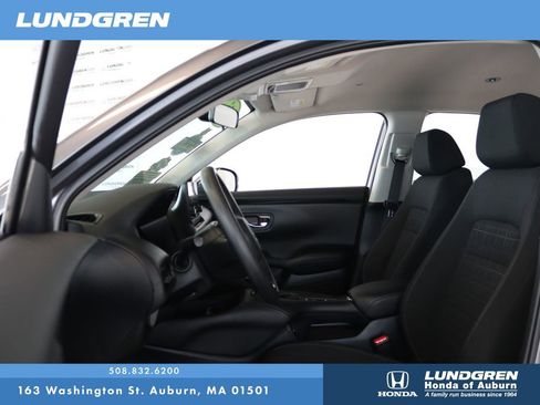 Used 2025 Honda HR-V LX image 12