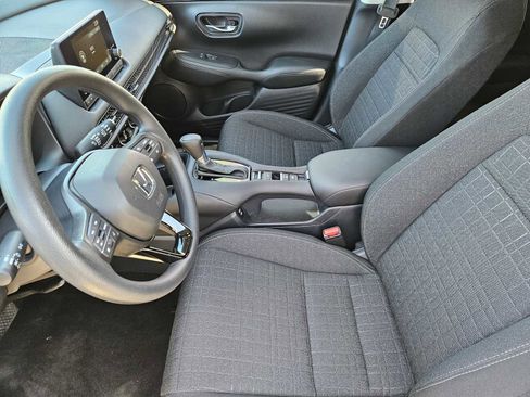 Used 2025 Honda HR-V LX image 12