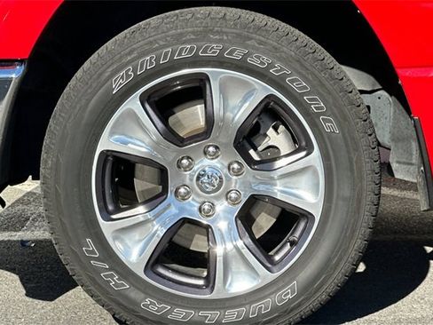 Used 2024 RAM 1500 Laramie image 25