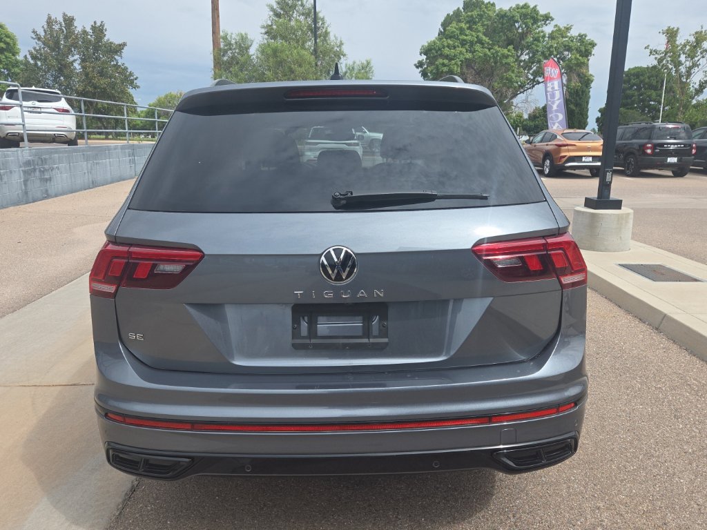 Used 2023 Volkswagen Tiguan SE R-Line FWD image 6