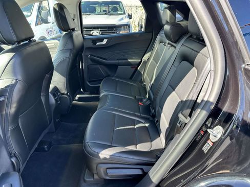Used 2022 Ford Escape SEL image 14