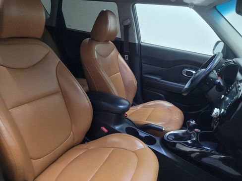 Used 2016 Kia Soul ! w/ Premium Package image 21
