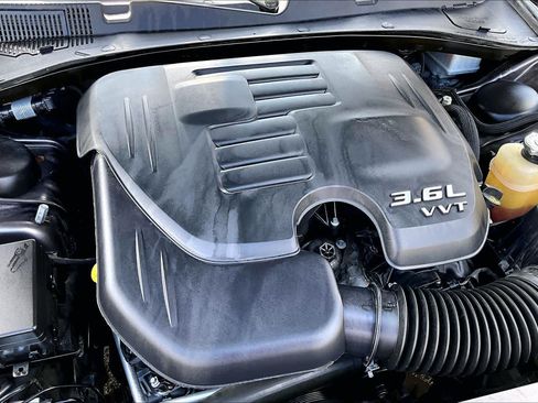 Used 2023 Dodge Charger SXT w/ Blacktop Package RWD image 35