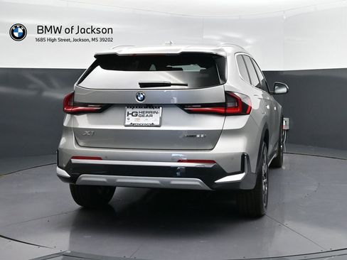New 2026 BMW X1 xDrive28i w/ Technology Package AWD/4WD image 7