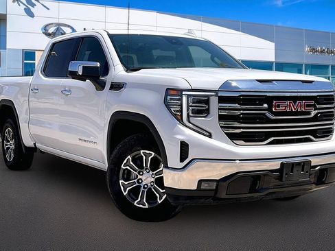 Used 2025 GMC Sierra 1500 SLT RWD image 11