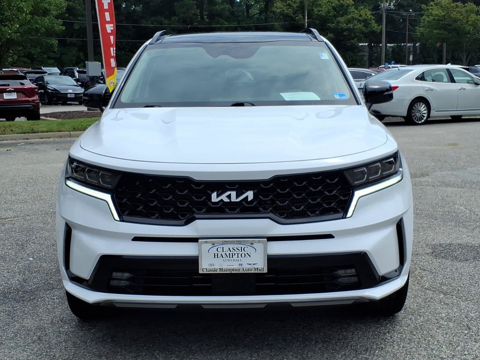Used 2023 Kia Sorento SX AWD/4WD image 2