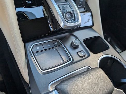 Used 2024 Acura MDX SH-AWD image 32