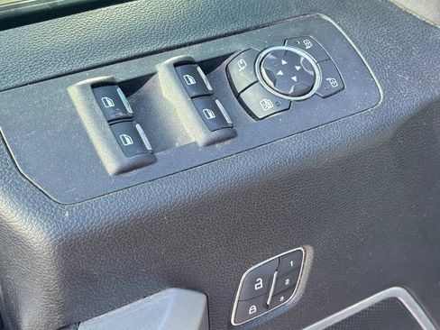 Certified 2019 Ford F150 Lariat w/ Equipment Group 502A Luxury image 32