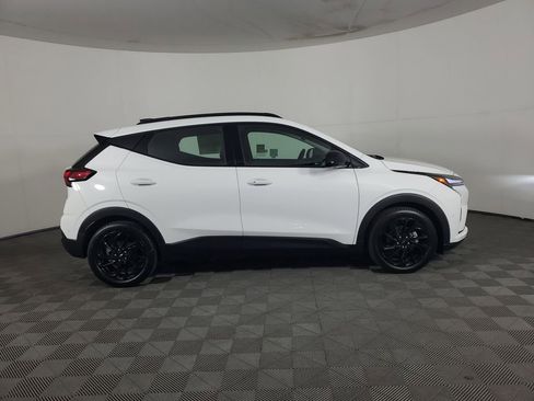 New 2027 Chevrolet Bolt RS w/ Super Cruise Package FWD image 3