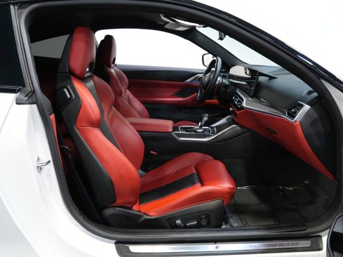 Used 2024 BMW M4 xDrive Competition image 31