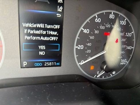 Used 2024 Toyota Corolla SE FWD image 5