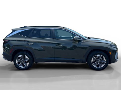 Used 2025 Hyundai Tucson SEL FWD image 6