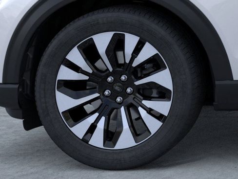 New 2025 Ford Explorer Platinum w/ LUX Leather Package image 19