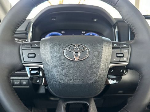 New 2026 Toyota Camry XLE image 26