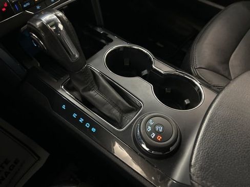 Used 2018 Ford Explorer XLT w/ Equipment Group 202A image 21