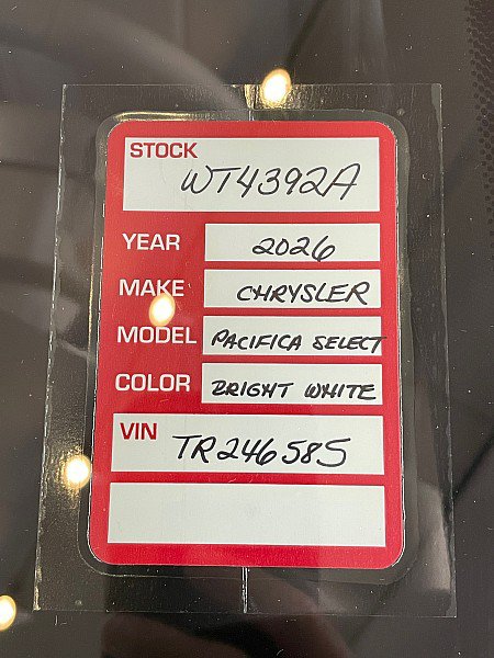 Used 2026 Chrysler Pacifica Select FWD image 29