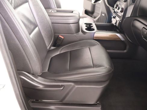 Used 2021 Chevrolet Silverado 1500 LT Trail Boss w/ Convenience Package II AWD/4WD image 13