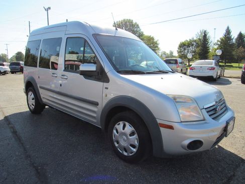 Used 2011 Ford Transit Connect XLT Premium image 21