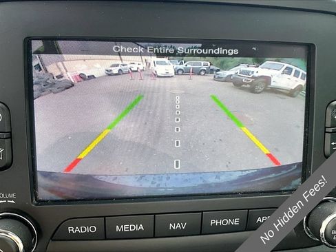 Used 2017 Jeep Renegade Latitude AWD/4WD image 19