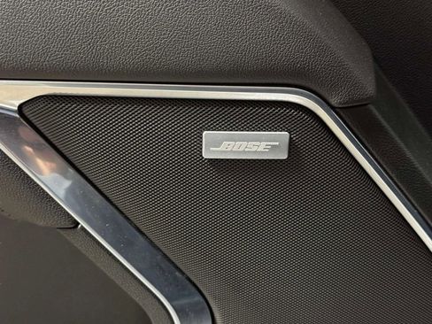 Used 2022 GMC Sierra 1500 SLT w/ SLT Convenience Package AWD/4WD image 8