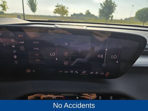 Used 2026 Buick Enclave Avenir w/ Super Cruise Package AWD/4WD image 25