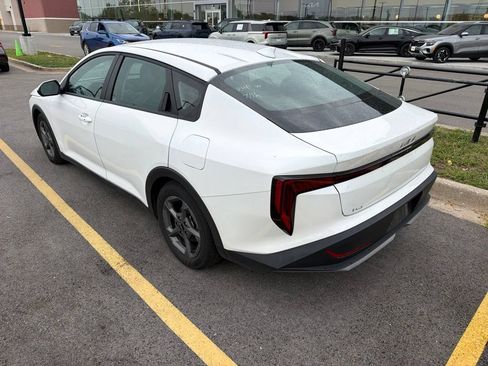 Used 2025 Kia K4 FWD image 4
